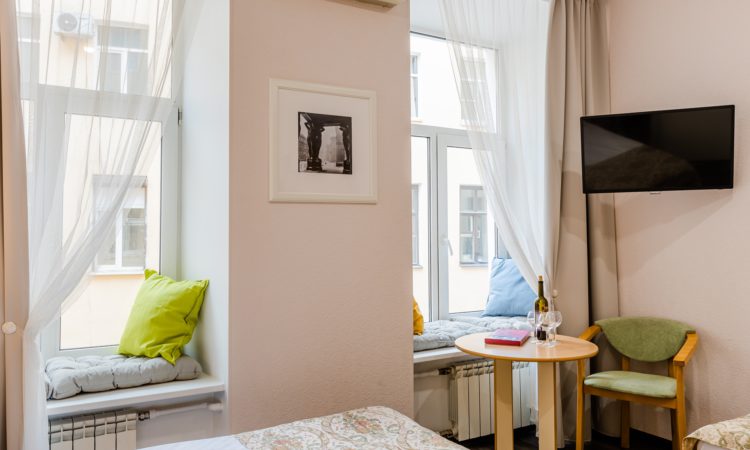 TRIPLE: triple room in the center of St. Petersburg - Oktaviana Hotel 4