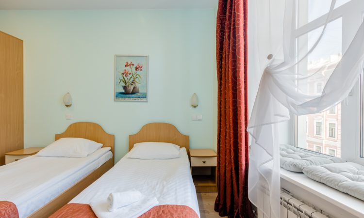 TWIN: double room with separate beds in the center of St. Petersburg - Oktaviana Hotel 4